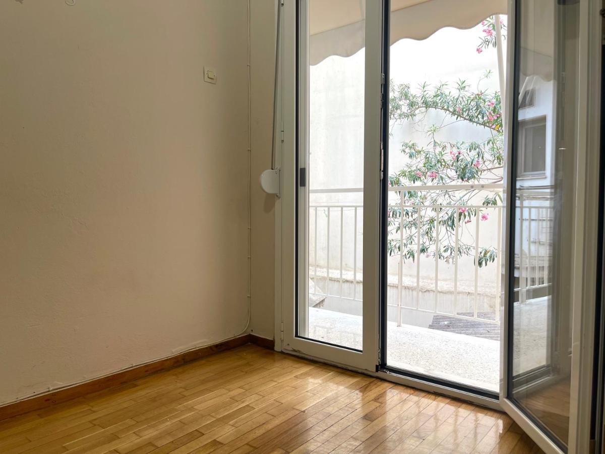 Apartment Smart Near The Metro Athen